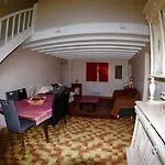 Maison d'hôtes Château Trillon 3*
