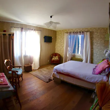 Chateau Trillon Гостевой дом Сотерн