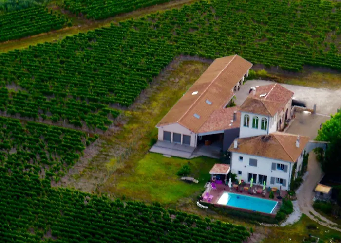 Chateau Trillon Гостевой дом Сотерн